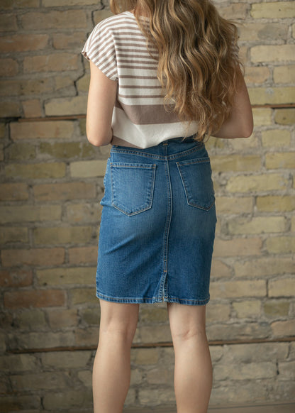 Maelia Medium Wash Denim Midi Skirt