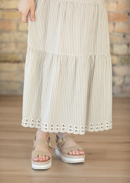 Embroidered Detail Midi Skirt