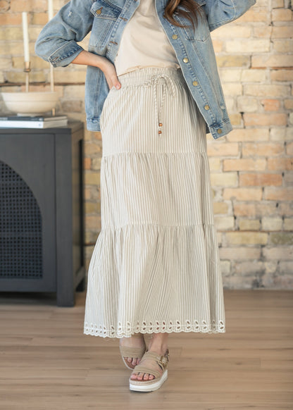 Embroidered Detail Midi Skirt