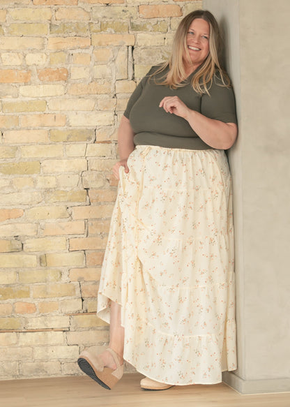 Tie Waist Tiered Floral Maxi Skirt